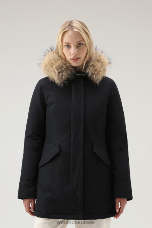 parka arctique en tissu ramar avec bordure en fourrure amovible bleu marine foncé vêtements femmes Woolrich 2FX2J365