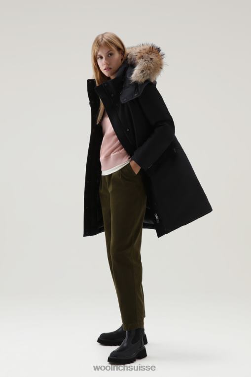 parka imperméable Adirondack en gore-tex avec capuche amovible et bordure en fourrure hors noir vêtements femmes Woolrich 2FX2J302