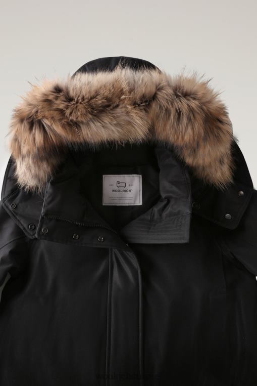 parka imperméable Adirondack en gore-tex avec capuche amovible et bordure en fourrure hors noir vêtements femmes Woolrich 2FX2J302
