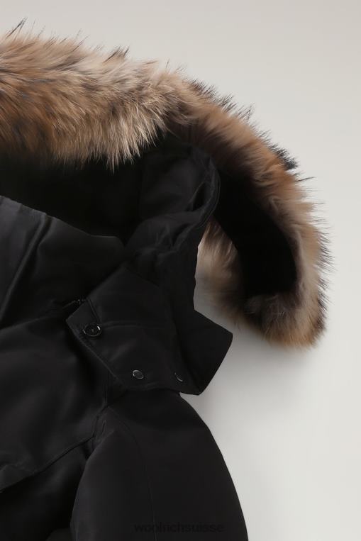 parka imperméable Adirondack en gore-tex avec capuche amovible et bordure en fourrure hors noir vêtements femmes Woolrich 2FX2J302